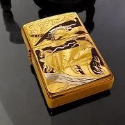 На память: Бензиновая зажигалка Zippo "Рысь" — фотография 1