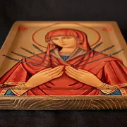 Подарочная икона Богоматери "Умягчение злых сердец" — фотография 3