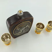 Набор фляжка кожа "Волки". Златоуст — необычный подарок — фотография 2