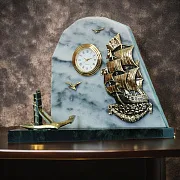 На память: Настольные часы «Адмиралтейские» из бронзы, змеевика и мрамора — фотография 1