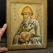 На память: Икона "Св. Спиридон Тримифунтский" ручная работа — фотография 1