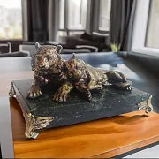 Композиция «Тигриная идиллия» из бронзы на змеевике — оригинальный подарок — фотография 1