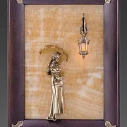 Подарочное картина-панно «Девушка с зонтиком» на ониксе с подсветкой — фотография 3