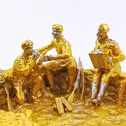 Подарочная пепельница "Катюша". Позолоченная — фотография 5