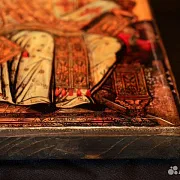 Икона "Спиридон Тримифунтский на троне" — красивый подарок — фотография 5