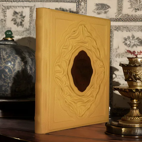 Светлый праздник пасхи — книга в кожаном переплёте — оригинальный подарок