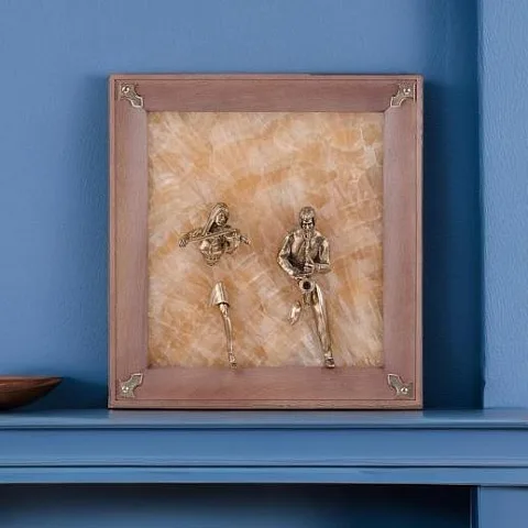 Подарочное панно «Скрипачка и саксофонист» на ониксе