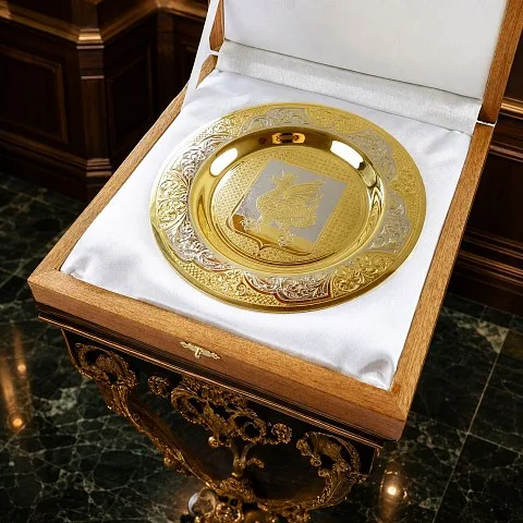 Авторская тарелка "Казань". Златоуст — красивый подарок