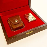 Подарочная сувенирная зажигалка Zippo "Вожак" — фотография 3